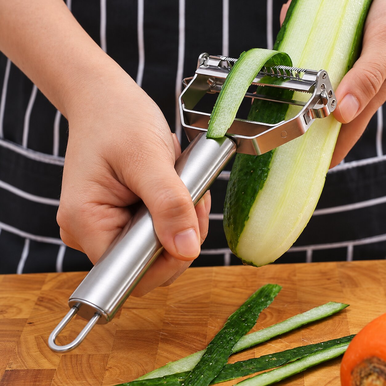 Éplucheur multifonction en inox – Épluchage et julienne – Image 5