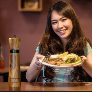 Mon hachoir sur table